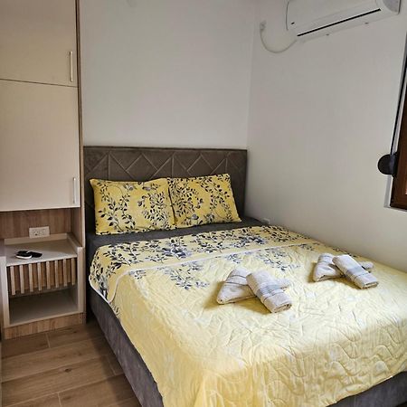 Apartment Vento Di Bocche III Kotor Exterior photo