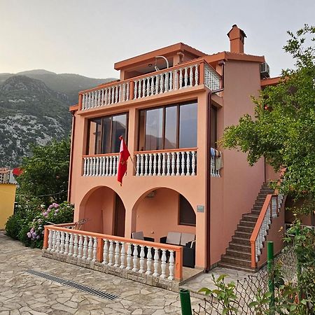 Apartment Vento Di Bocche III Kotor Exterior photo